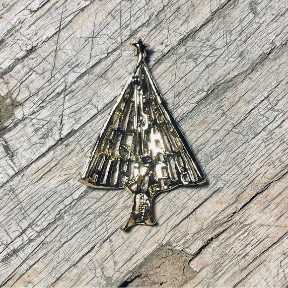 Gerry Signed Gold Holiday Tree Brooch with Colourful Baubles - Picture 3 of 5